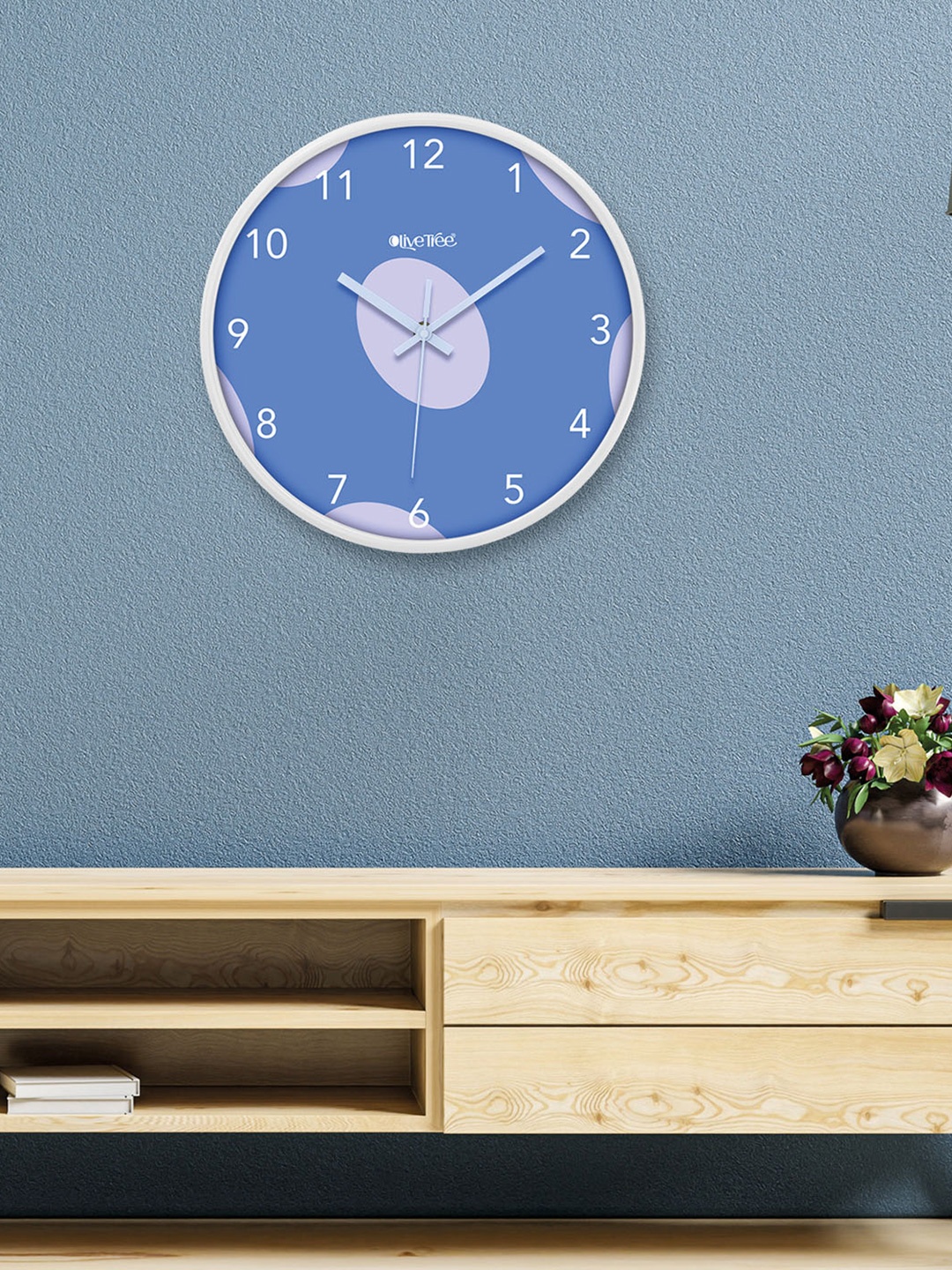 

OLIVE TREE White & Blue Round Contemporary Wall Clock