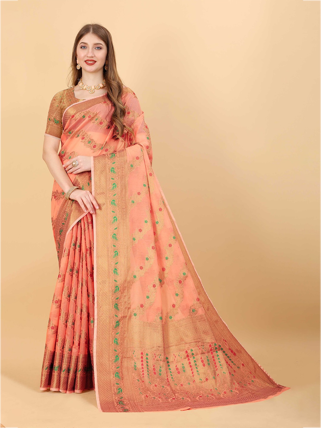 

Mitera Floral Woven Design Zari Saree, Peach