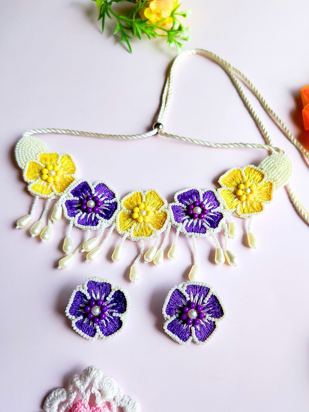 

Anouk Gold-Plated Purple Beaded Floral Jewellery Set