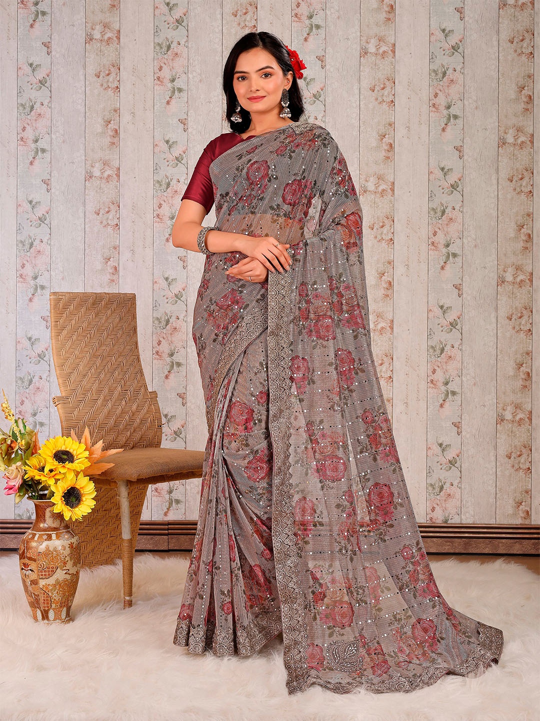 

Mitera Floral Printed Sequinned Saree, Grey