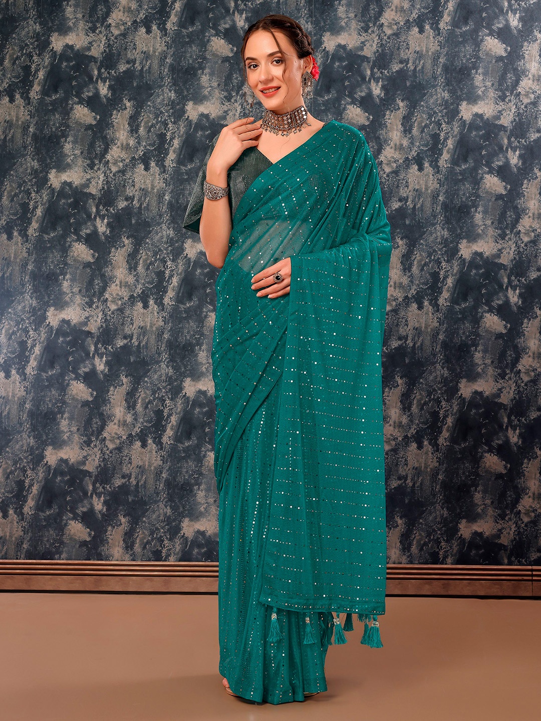

Indian Women Embellished Embroidered Saree, Teal