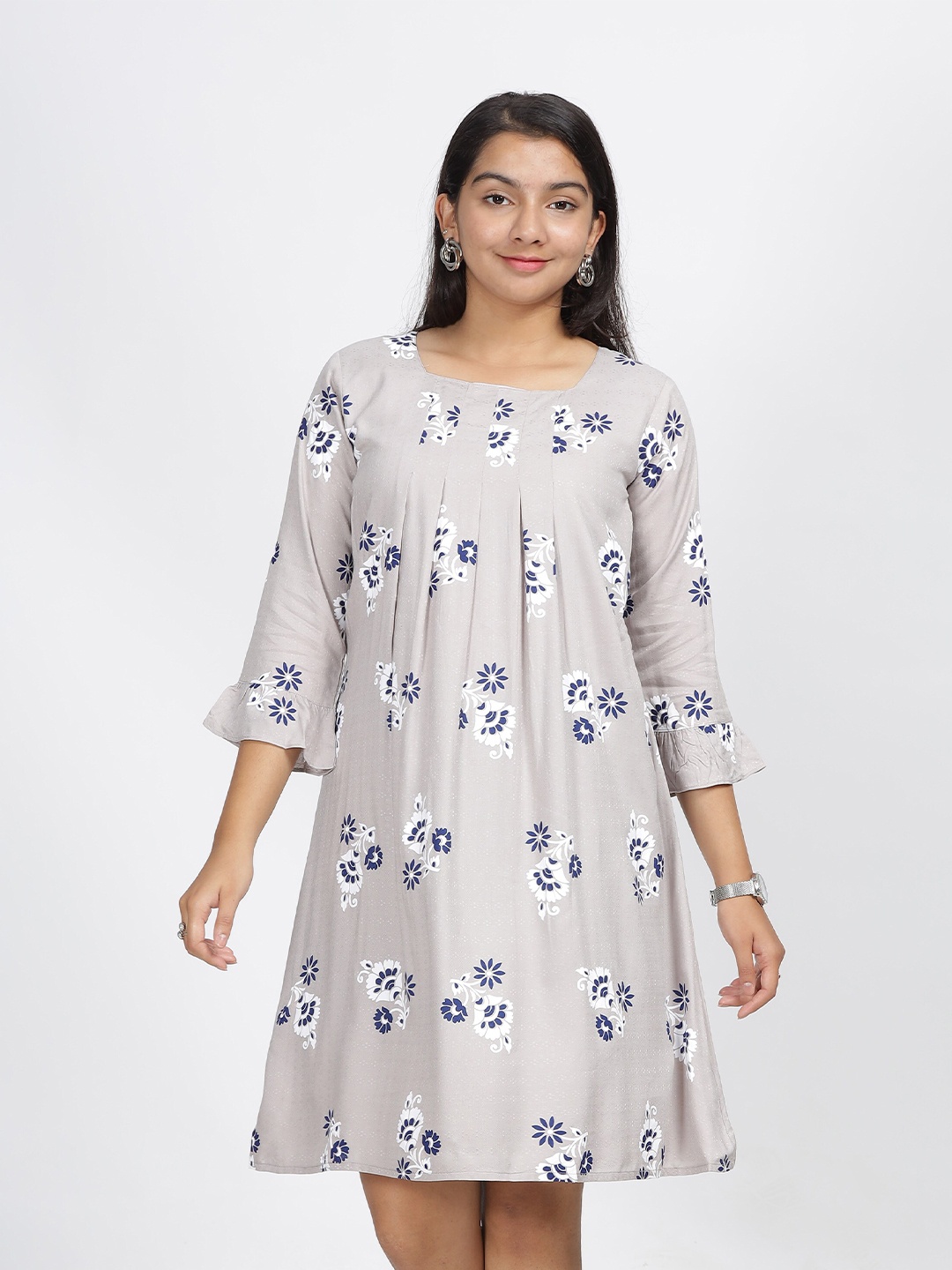 

IDAA Girls Square Neck Floral Print Bell Sleeve A-Line Dress, Grey