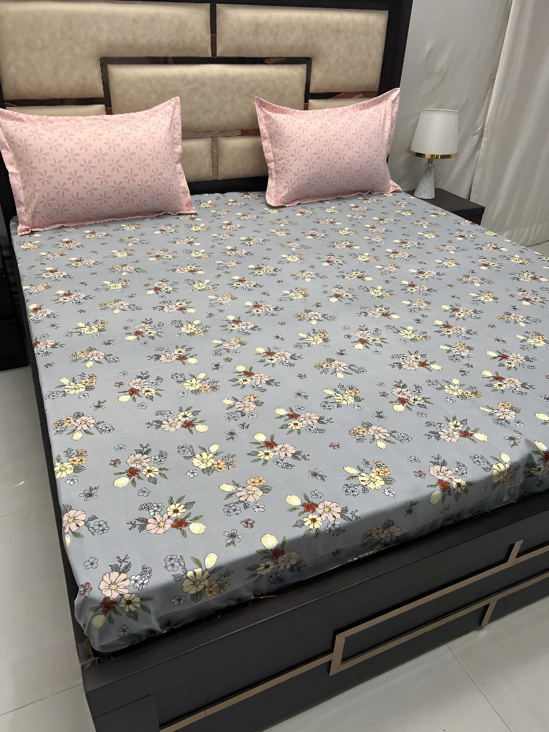 

Pure Decor Grey & Yellow Floral 240 TC Cotton King Bedsheet with 2 Pillow Covers