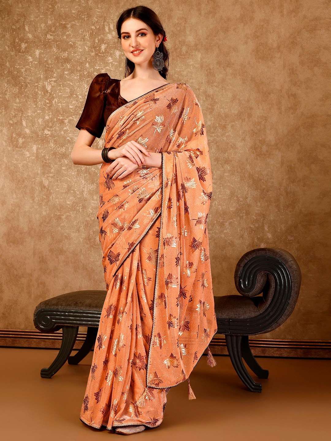 

Indian Women Floral Printed Saree, Peach