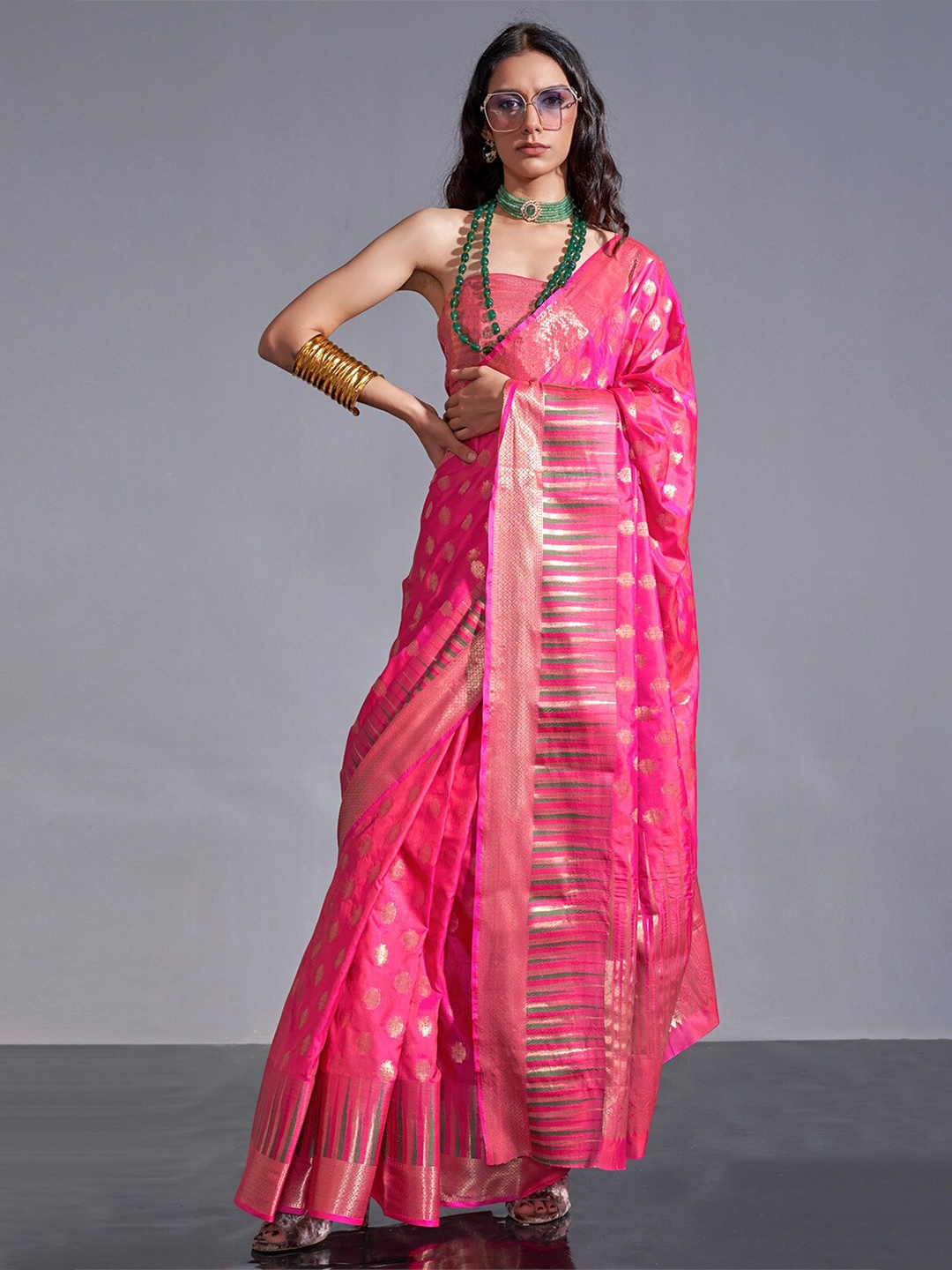 

DEVATITHI Ethnic Motifs Woven Design Zari Detailed Banarasi Saree, Pink