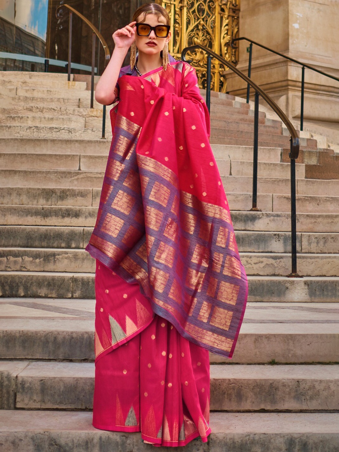 

DEVATITHI Ethnic Motifs Woven Design Zari Detailed Banarasi Saree, Pink