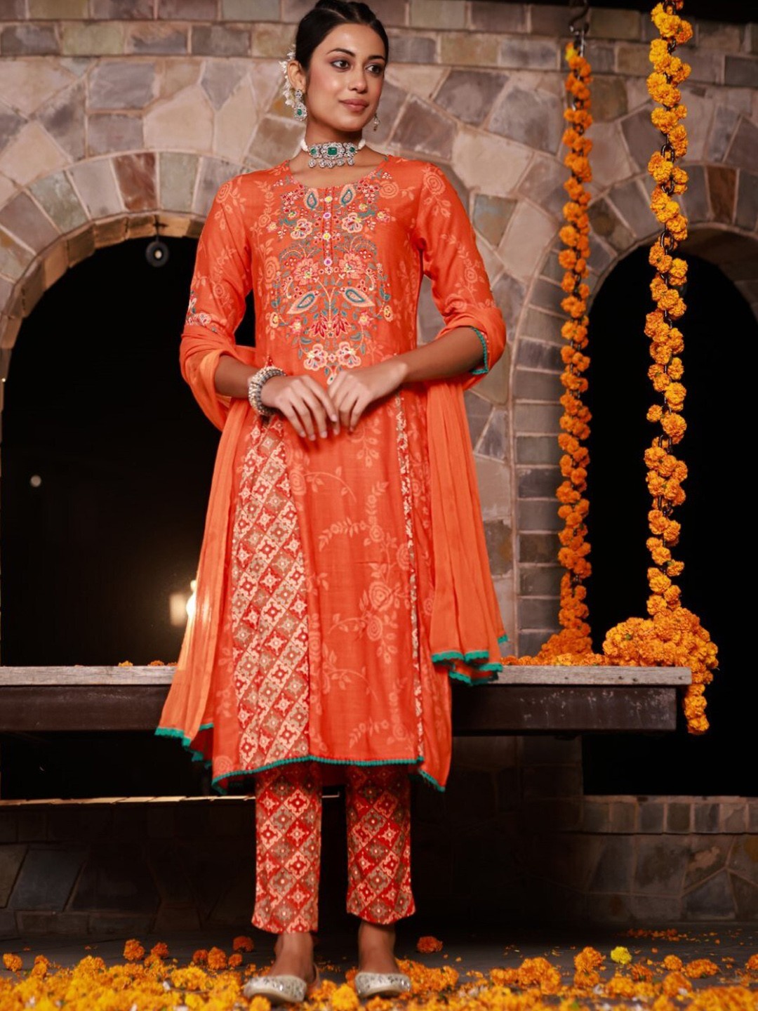 

Juniper Floral Printed Beads and Stones A-Line Kurta with Trousers & Dupatta, Orange