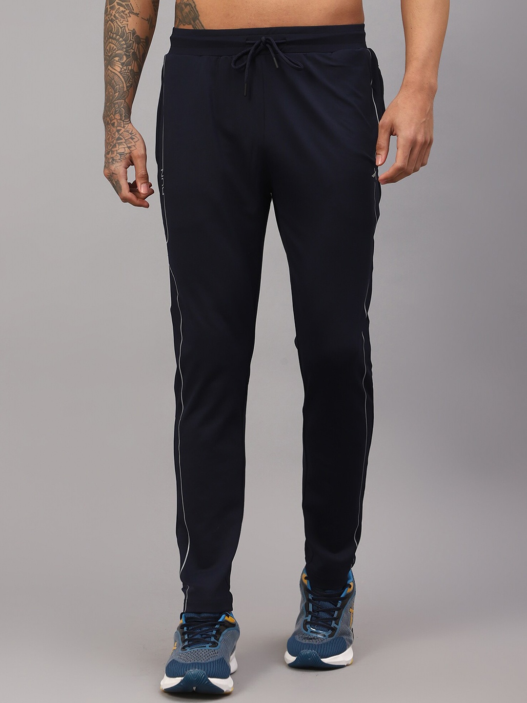 

VECTOR X Men Slim Fit Mid-Rise Track Pants, Navy blue