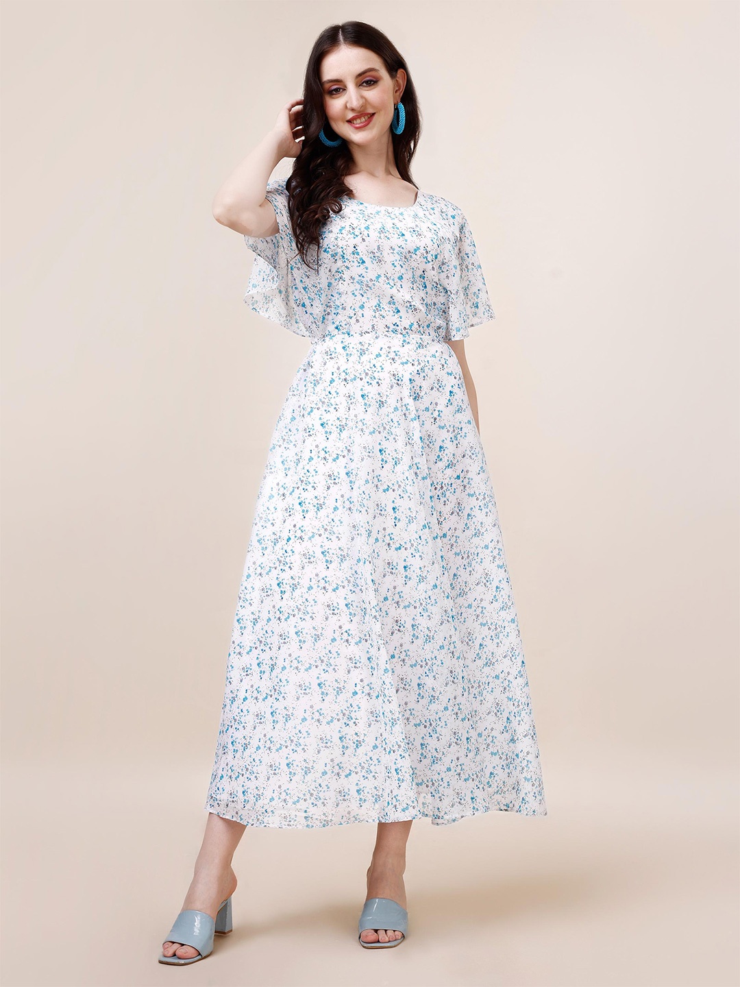 

Fashion2wear Floral Printed Flared Sleeve Georgette Fit & Flare Maxi Dress, White