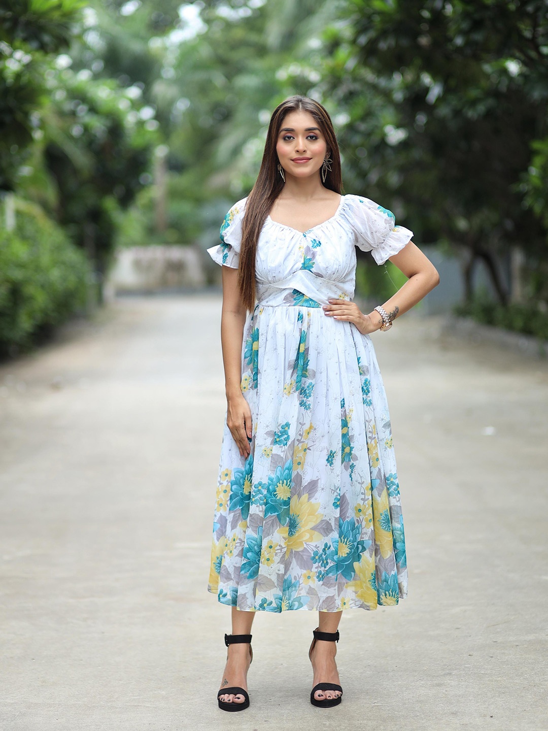 

Fashion2wear Floral Print Georgette Fit & Flare Dress, White