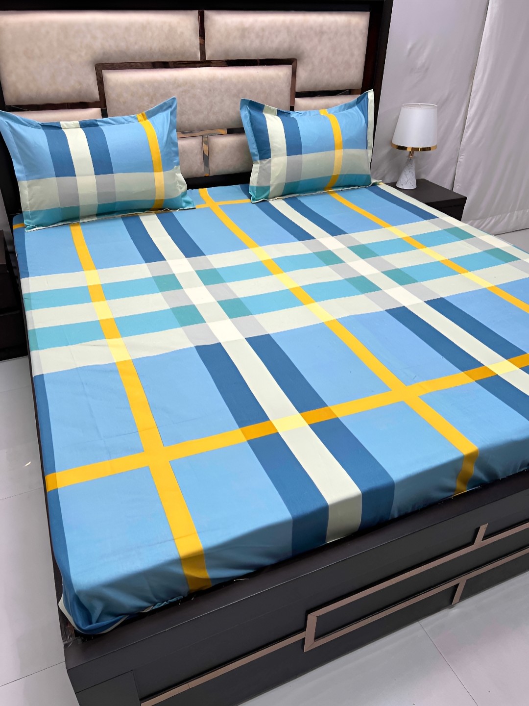 

Pure Decor Blue & Yellow Geometric 220 TC Queen Cotton Bedsheet with 2 Pillow Covers