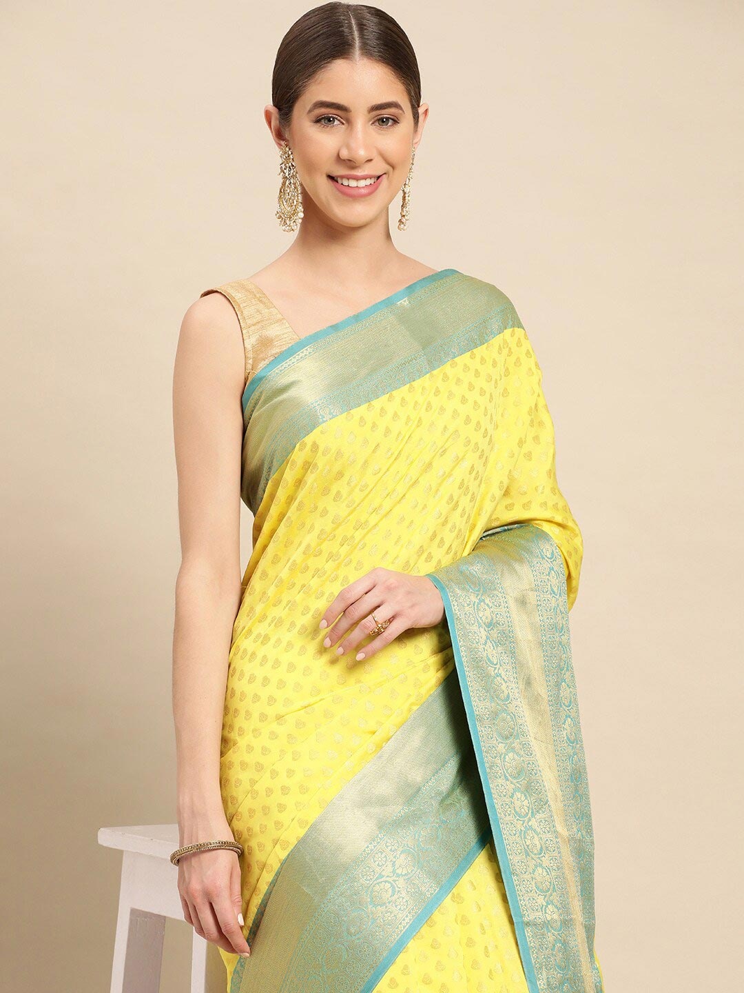 

PATLIPALLU Ethnic Motifs Woven Design Zari Banarasi Saree, Yellow