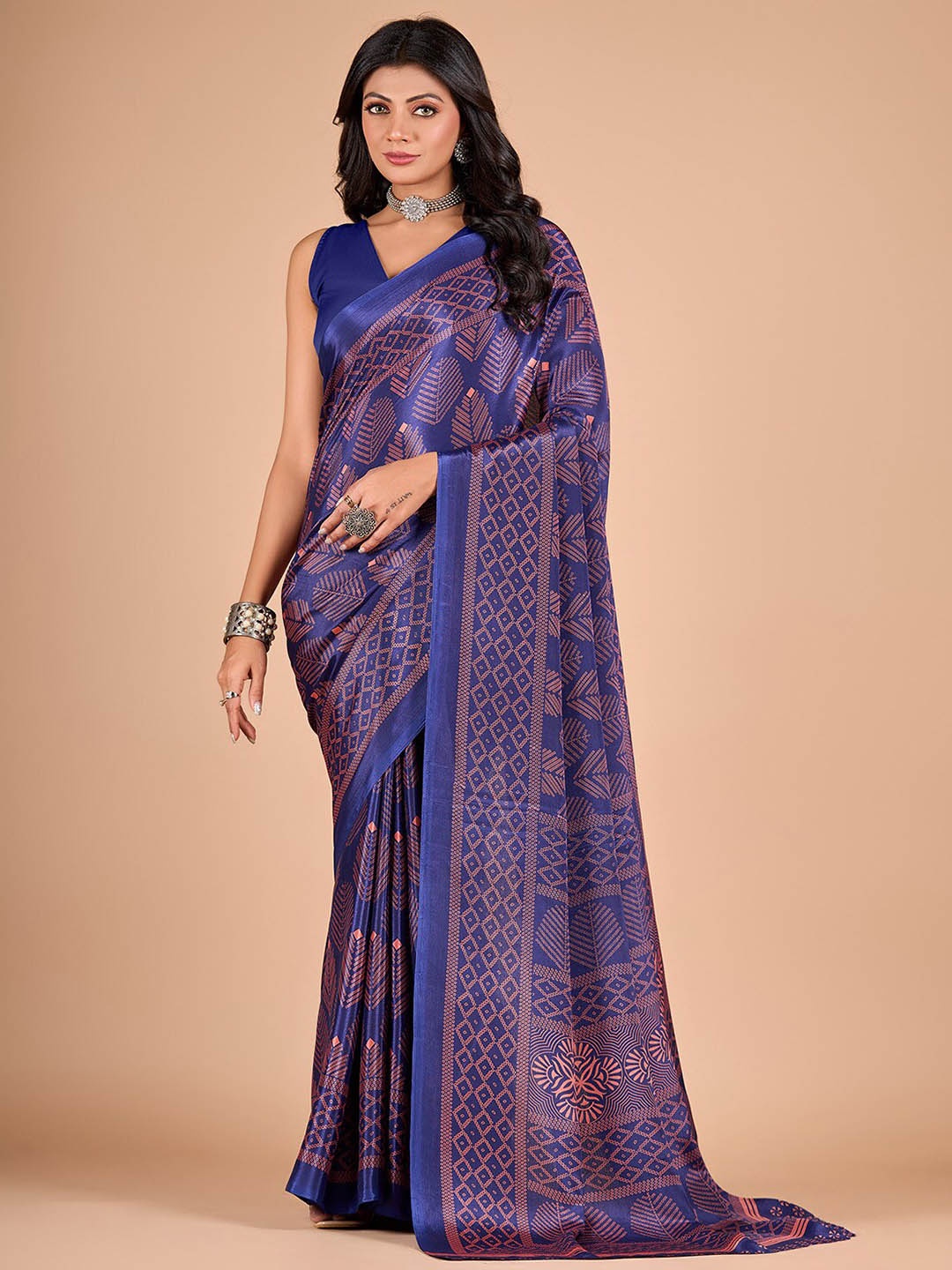 

NIRMAL CREATION Ethnic Motifs Printed Saree, Navy blue