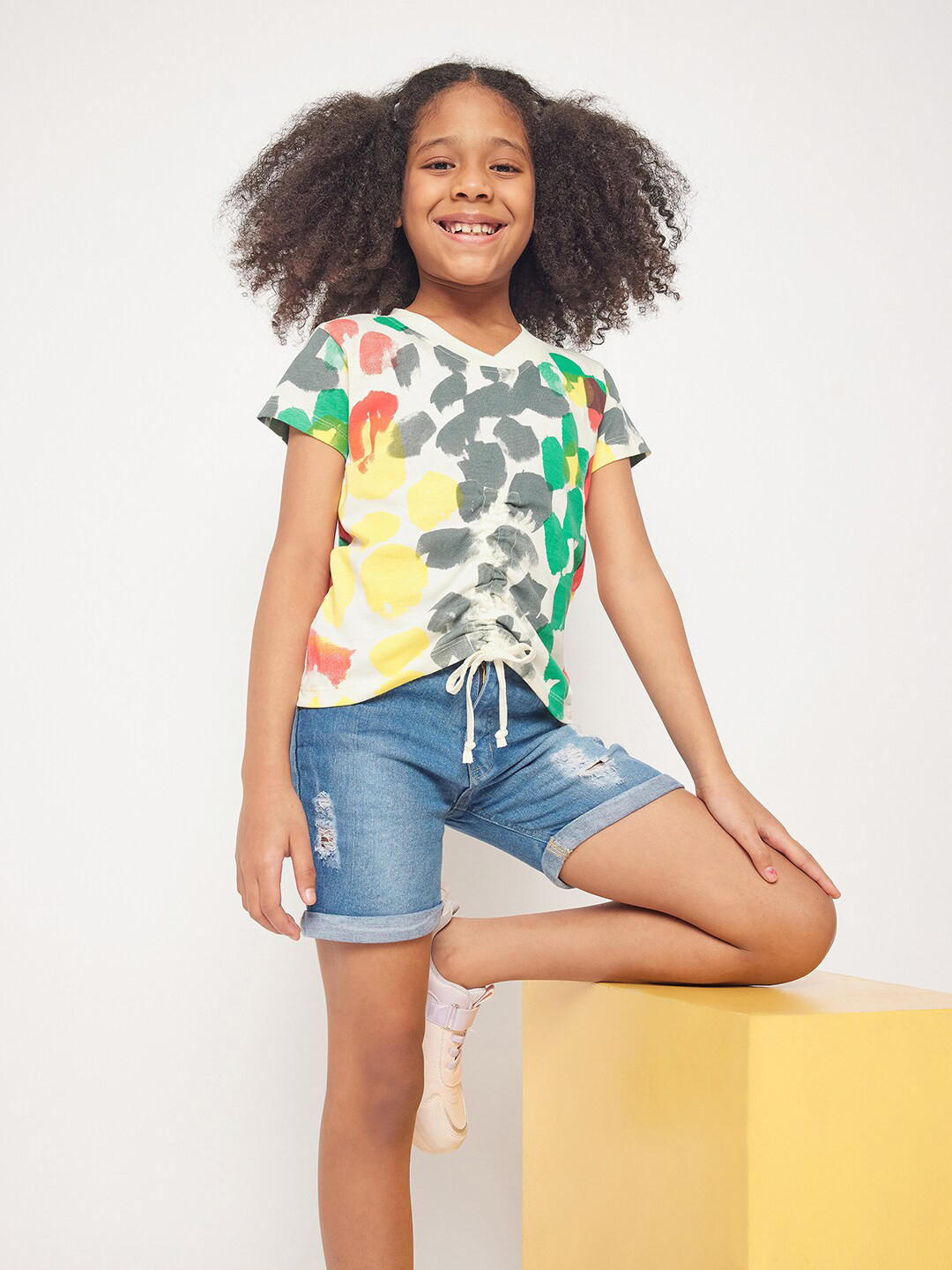 

PAMPOLINA Girls Abstract Print V-Neck Cotton Top, Green