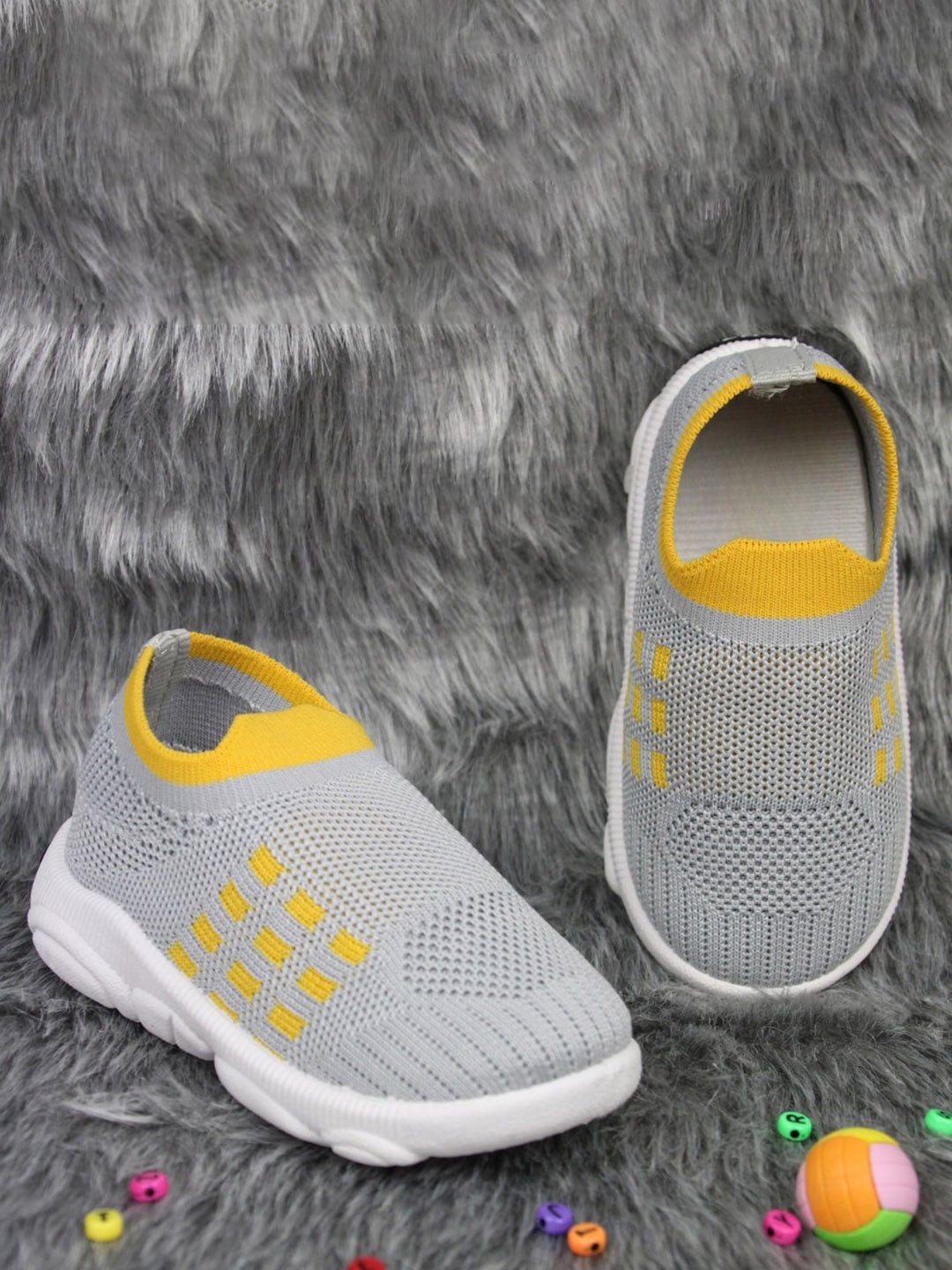 

BAESD Kids Textured Anti Skid Musical Slip-On Sneakers, Grey