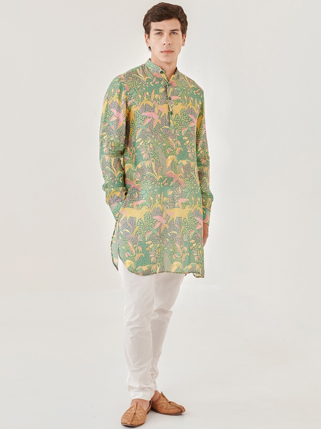 

QB MEN Abstract Printed Mandarin Collar Straight Pure Silk Kurta, Green