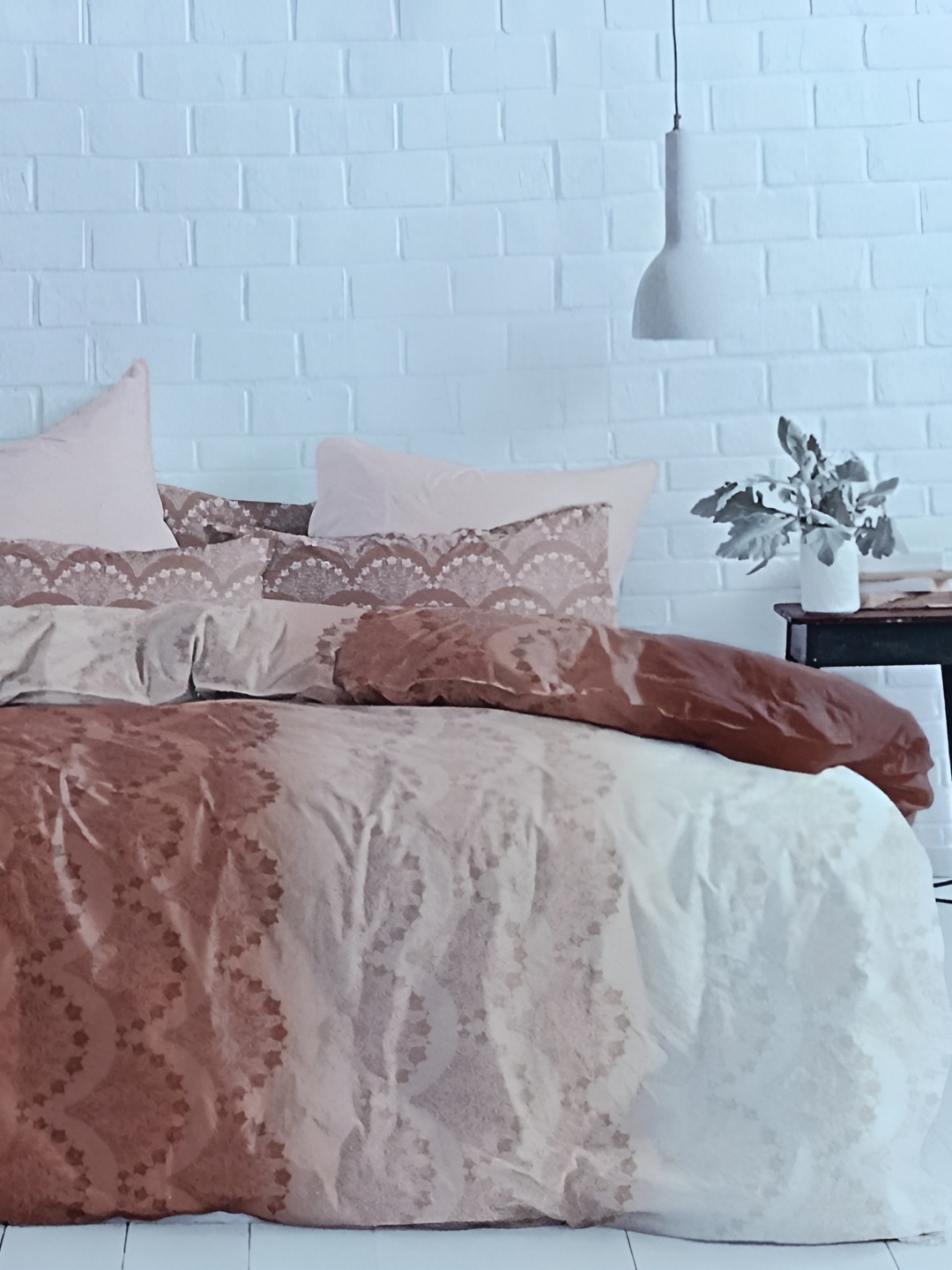 

Signature White & Brown Ethnic Motifs 180 TC King Bedsheet with 2 Pillow Covers