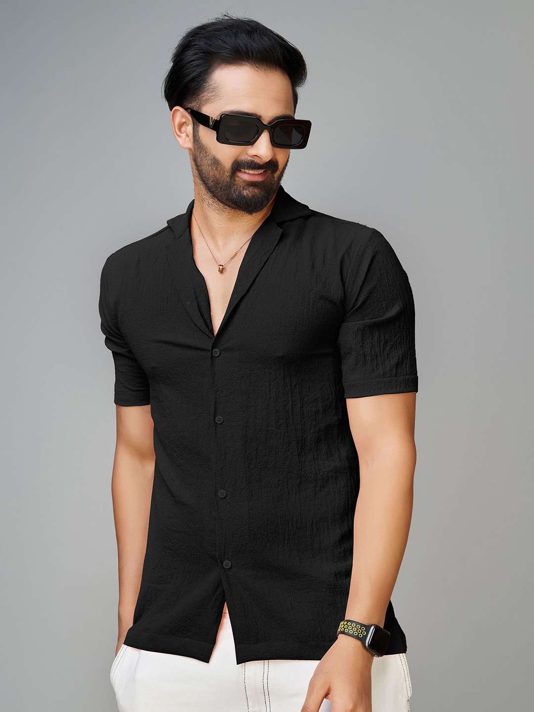 

Reeta Fashion Comfort Cuban Collar Casual Shirt, Black