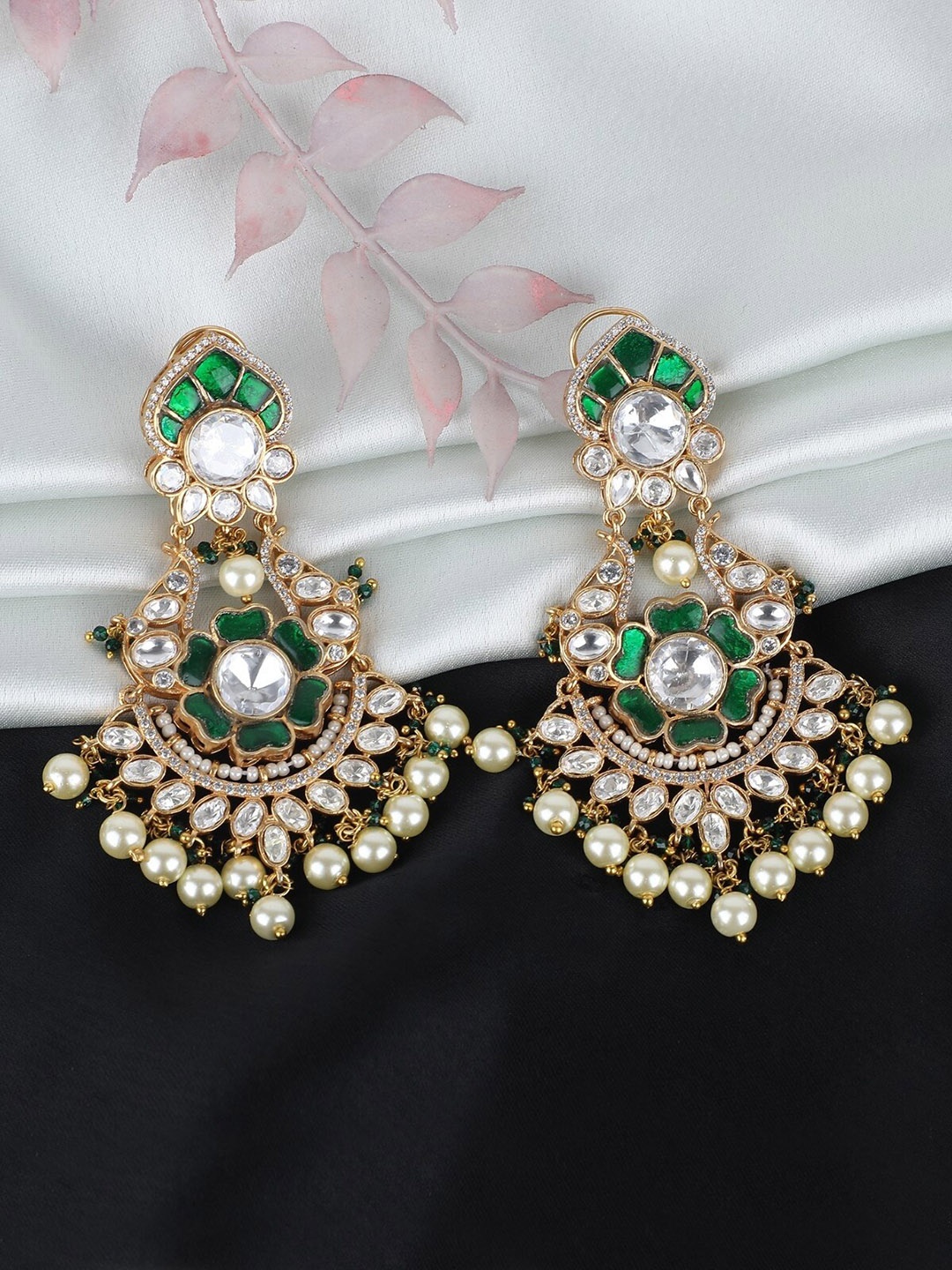 

AURAA TRENDS 22KT Gold Plated Kundan Studded Contemporary Chandbalis