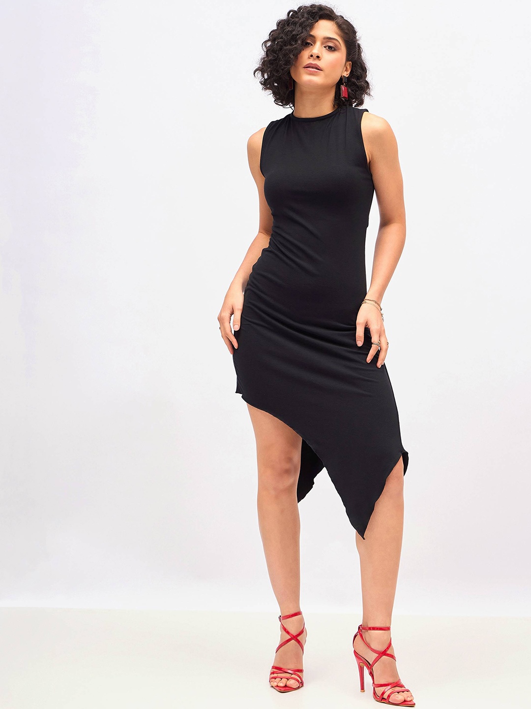 

SASSAFRAS Black Asymmetric A-Line Midi Dress
