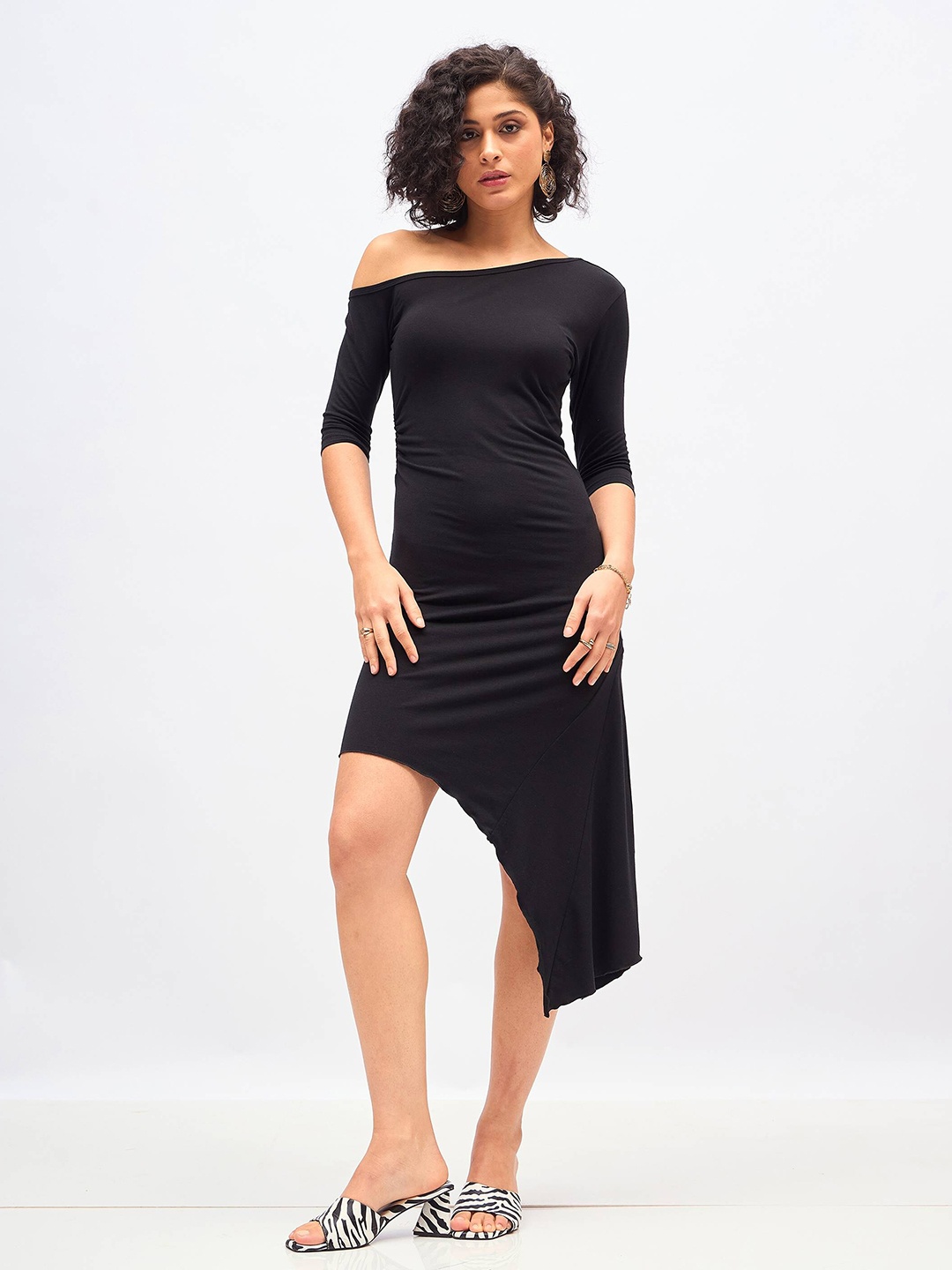 

SASSAFRAS Black Off-Shoulder Asymmetric Sheath Midi Dress