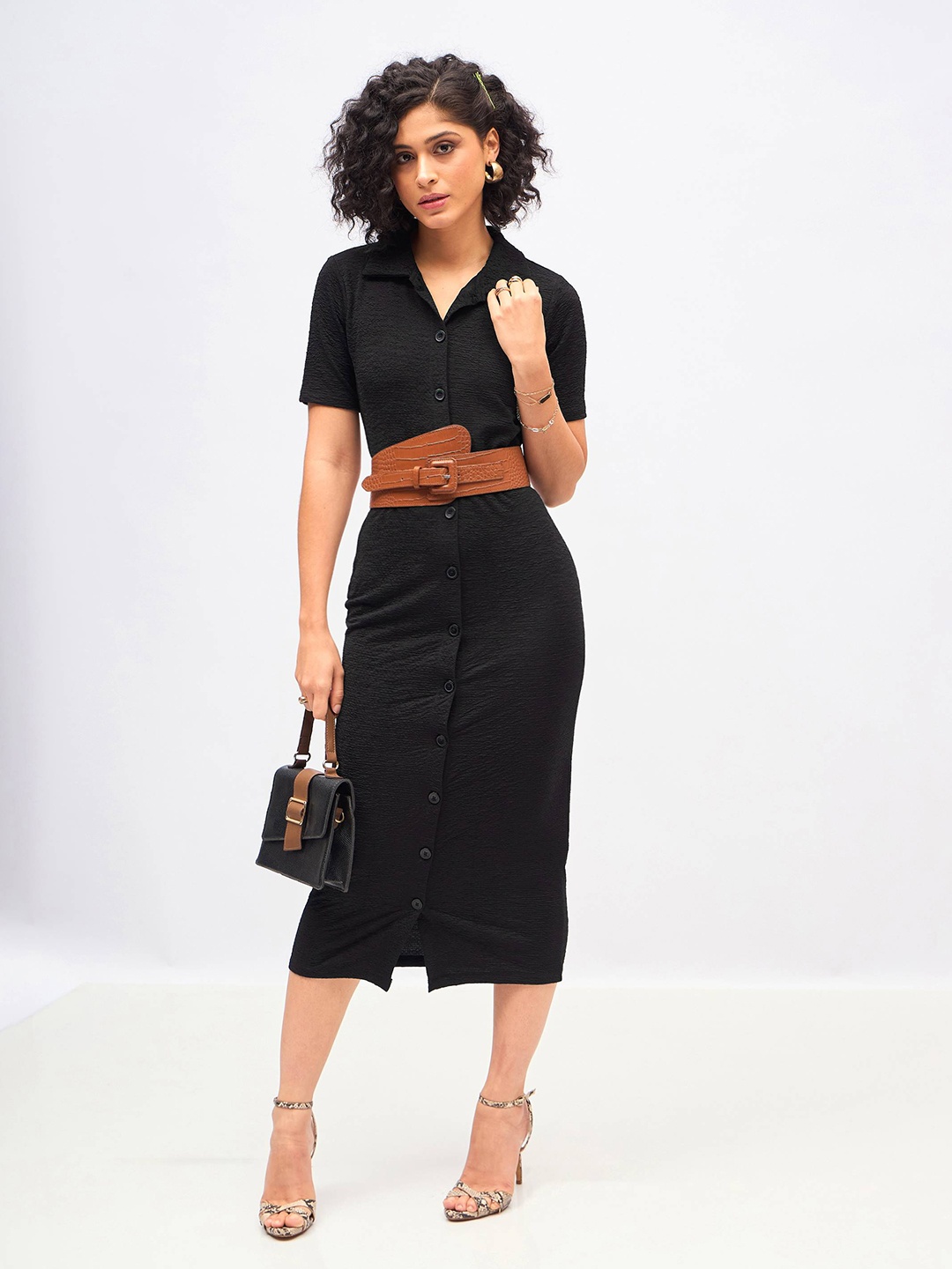 

SASSAFRAS Black Self Design Shirt Style Midi Dress