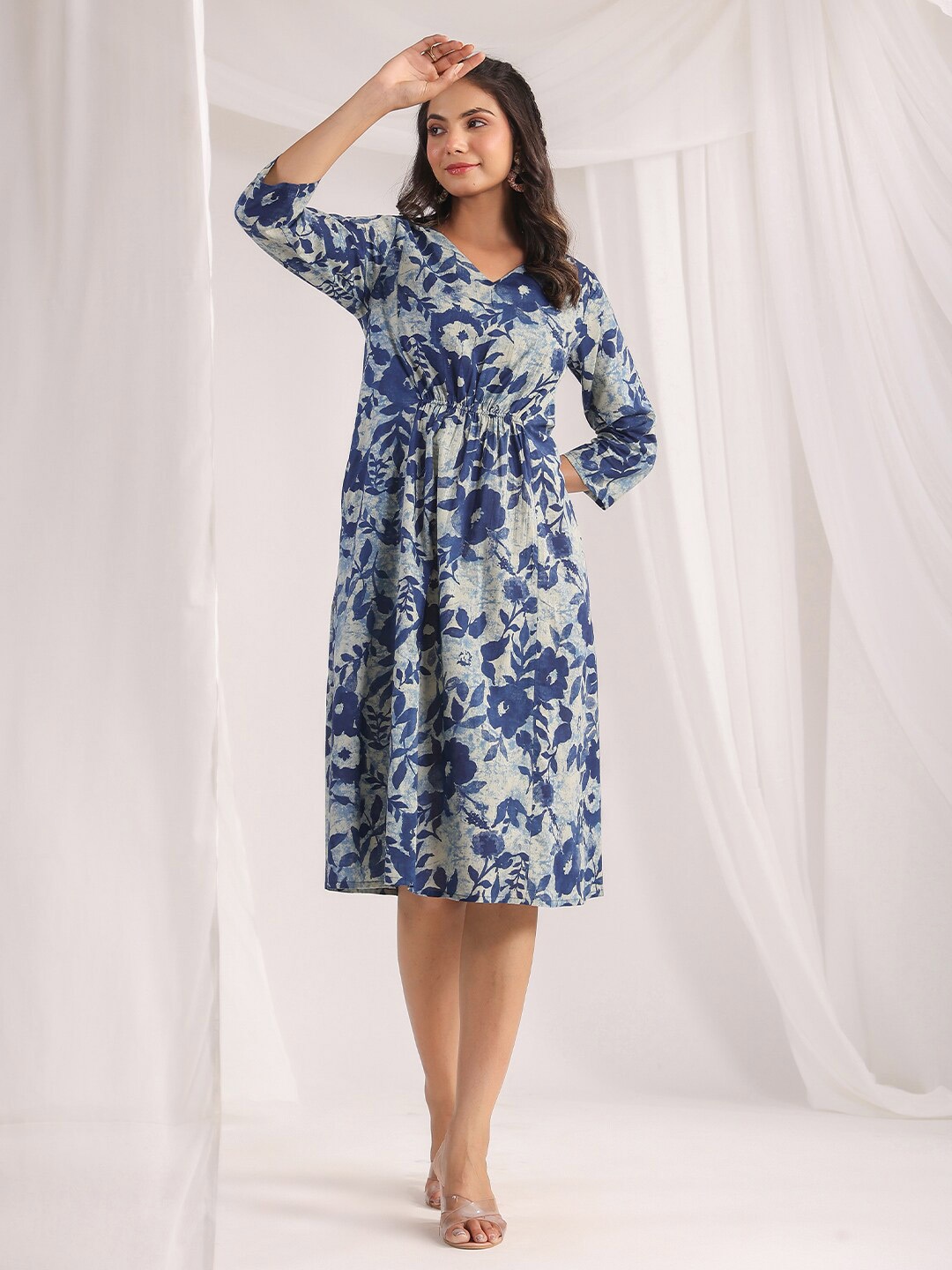 

Janasya Floral Printed Ruched Cotton A-Line Dress, Grey