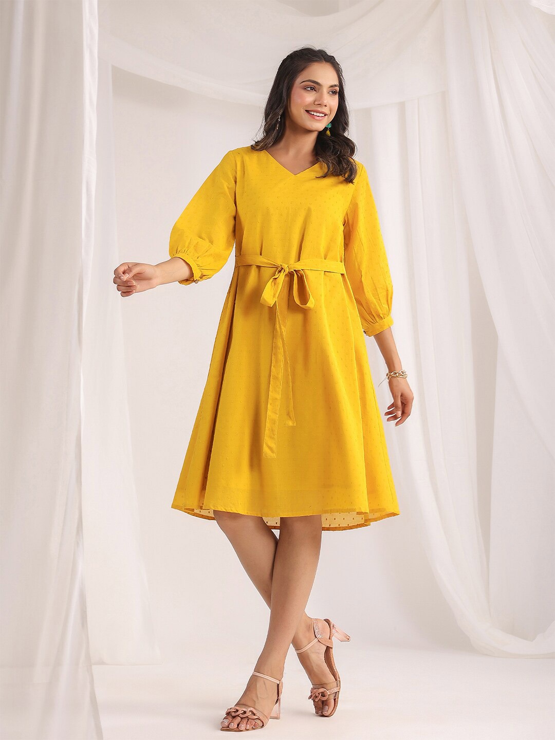 

Janasya Yellow V-Neck Puff Sleeves Cotton A-Line Dress
