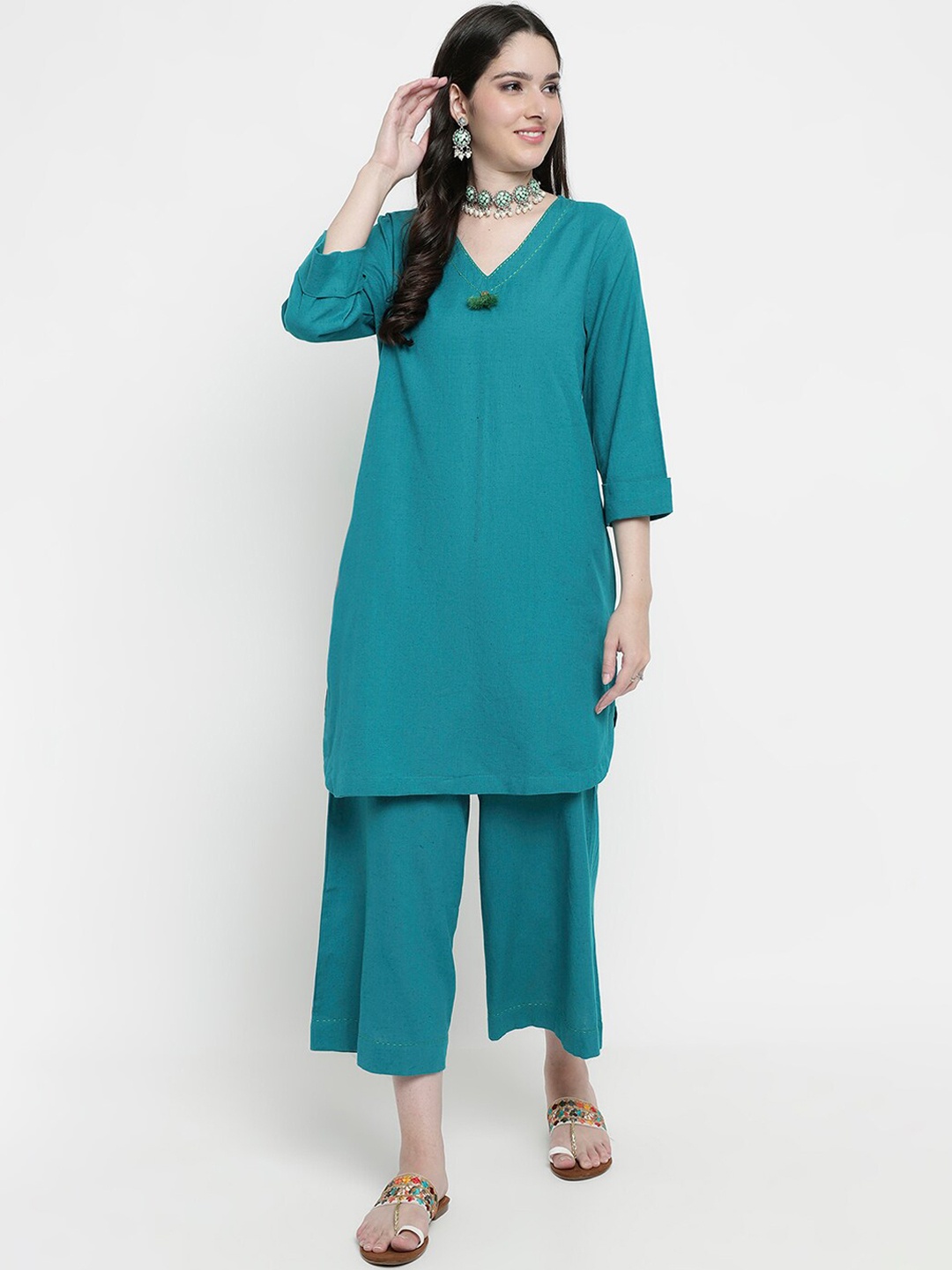 

aayusika Curved V-Neck Knee Length Straight Kurta With Palazzo, Blue