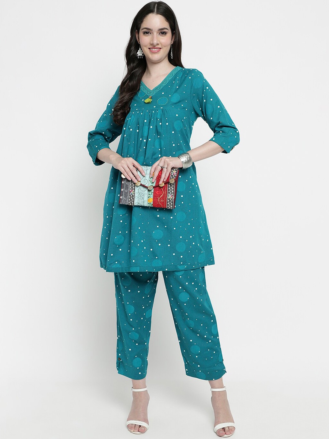 

aayusika Abstract Printed V-Neck Flared Knee Length A-Line Kurta With Trouser, Blue