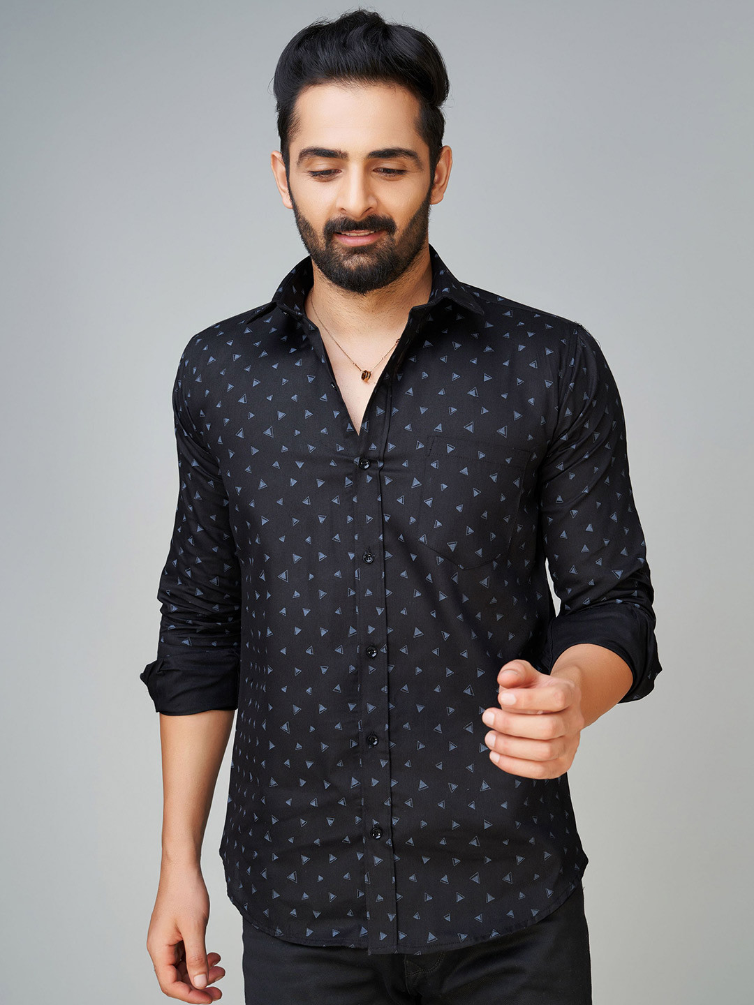

Reeta Fashion Comfort Geometric Printed Spread Collar Cotton Casual Shirt, Black