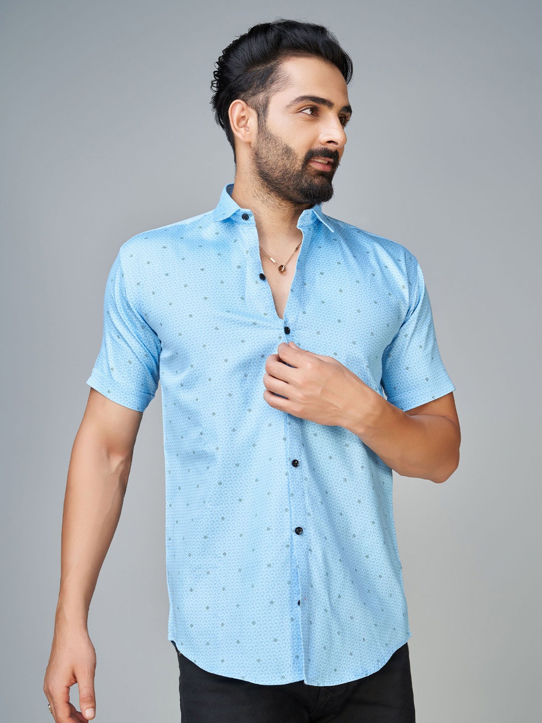 

Reeta Fashion Comfort Geometric Printed Spread Collar Cotton Casual Shirt, Blue