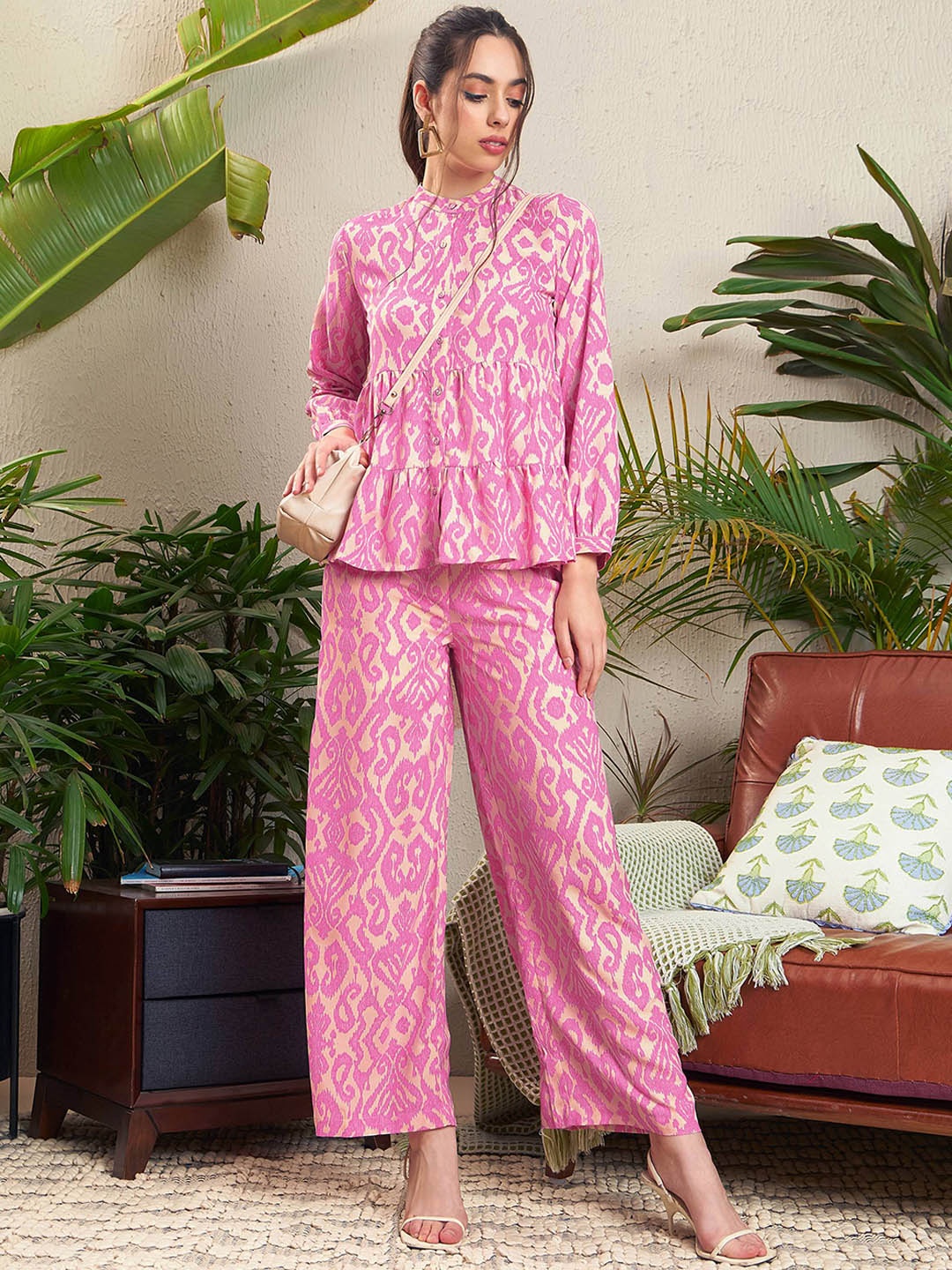 

SASSAFRAS Printed Tiered Shirt With Palazzos, Pink