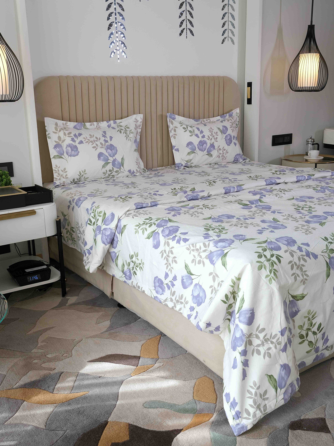 Pure Decor Bedding of 4 Pieces Bedsheet Set 2.28m X 2.54m With Comforter 2.21m X 2.46m, White