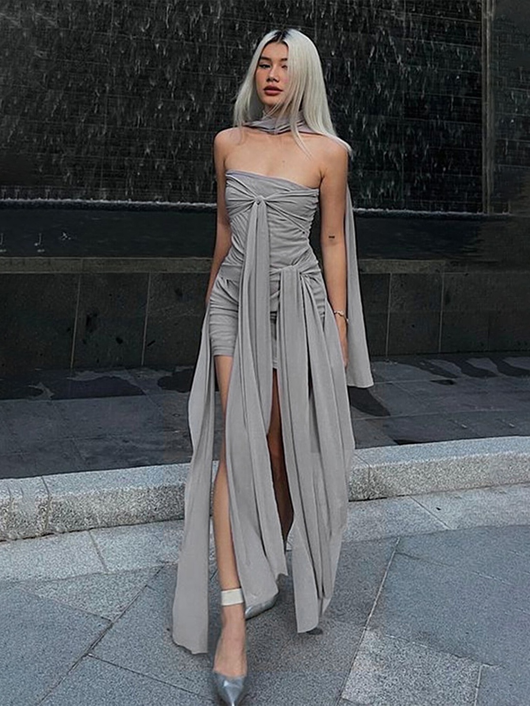 

LULU & SKY Strapless Sleeveless Fringed Sheath Mini Dress, Grey