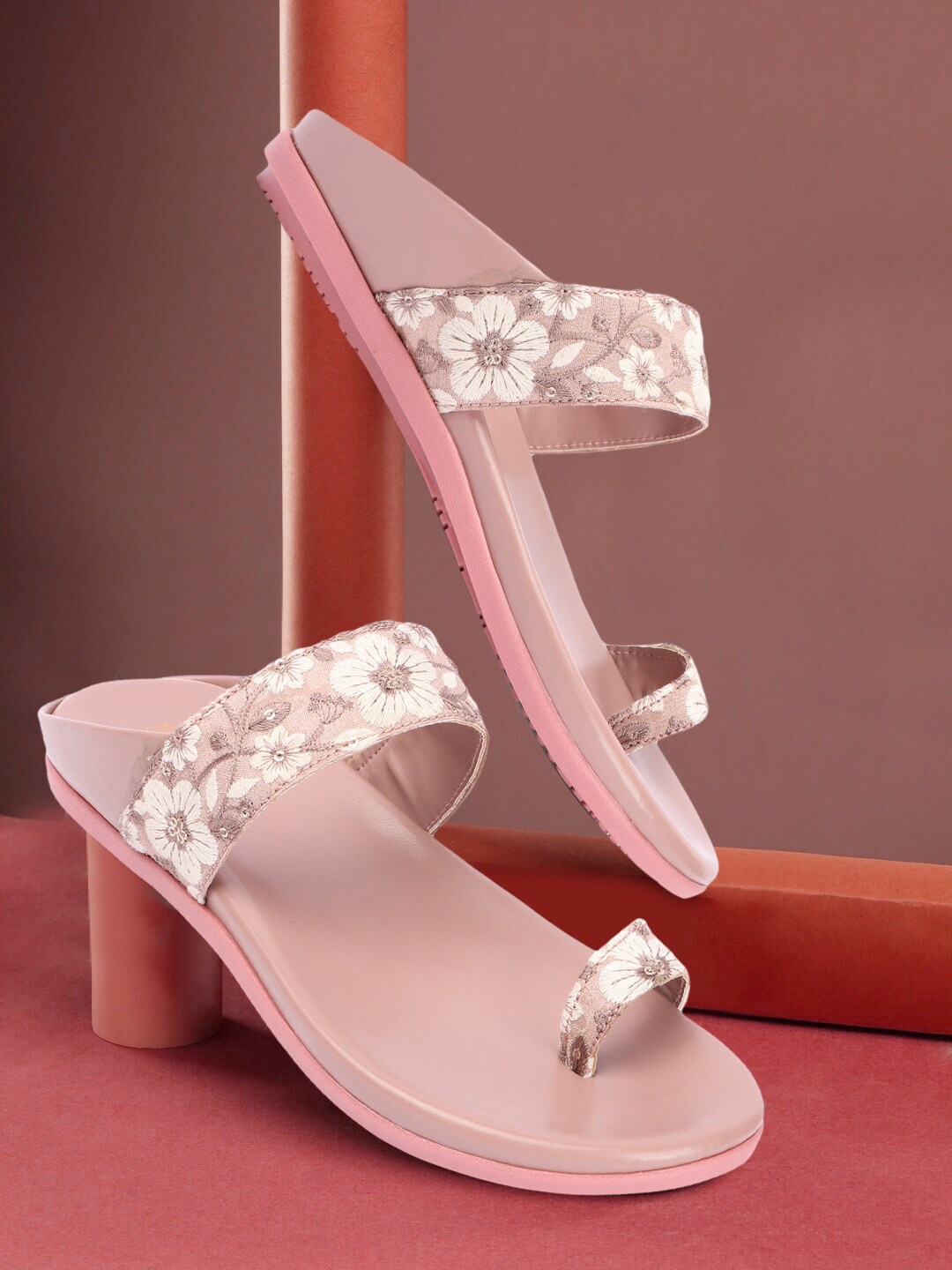 

Picktoes Embellished One Toe Flats, Pink