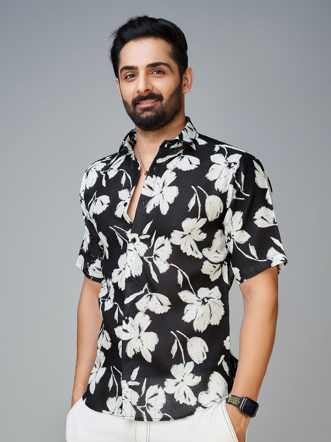 

Reeta Fashion Floral Printed Comfort Linen Casual Shirt, Black