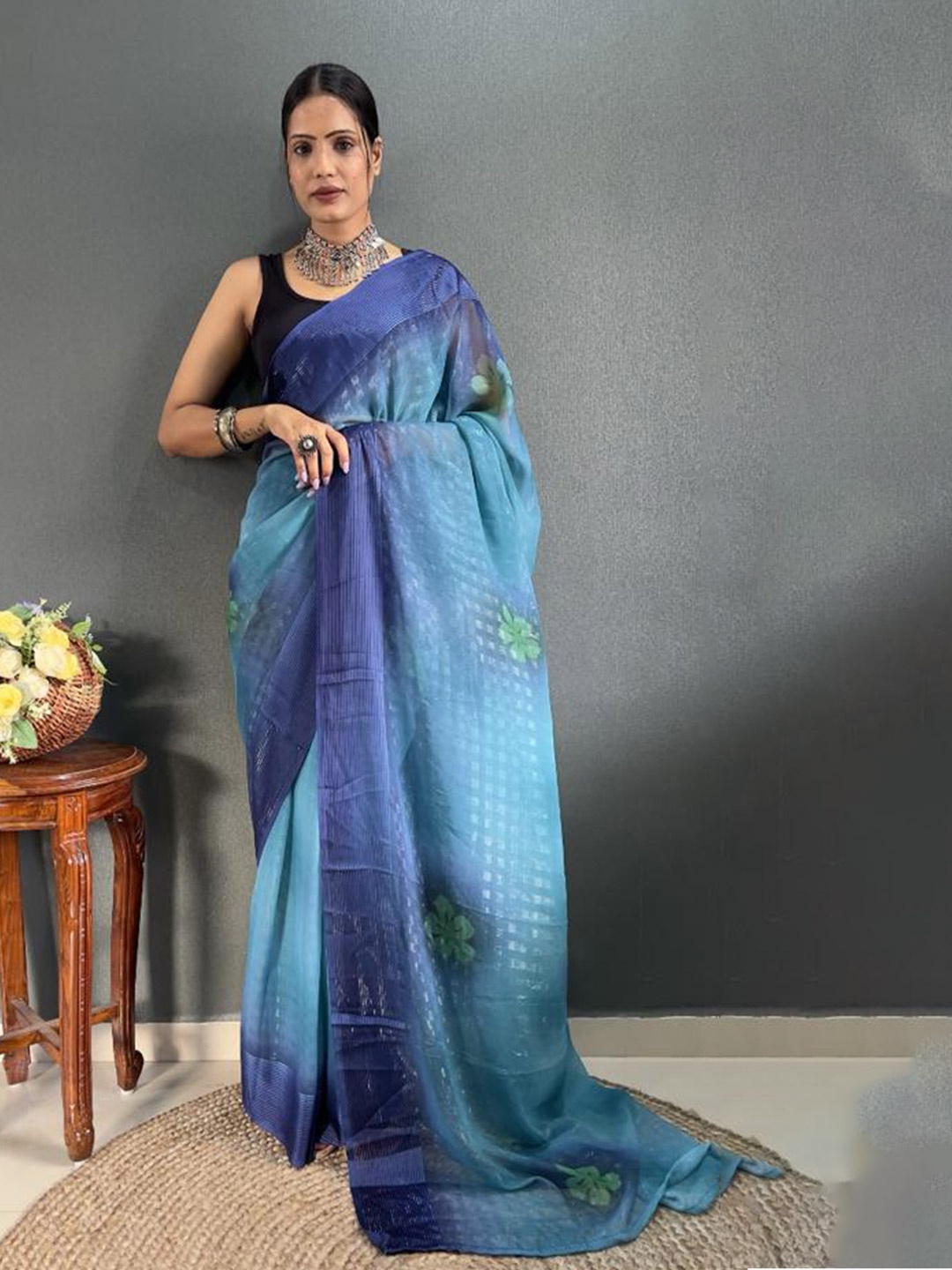 

Reeta Fashion Floral Printed Pure Georgette Saree, Teal