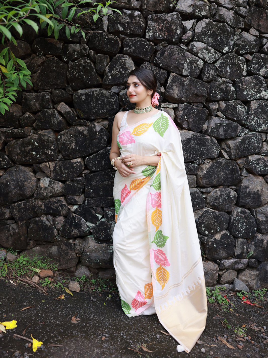 

Reeta Fashion Printed Border Saree, White