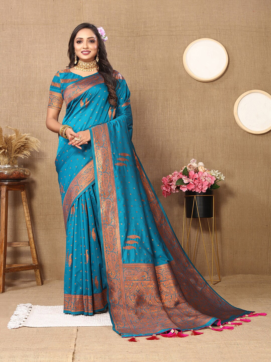 

MARGI DESIGNERS Paisley Zari Pure Silk Kanjeevaram Saree, Turquoise blue