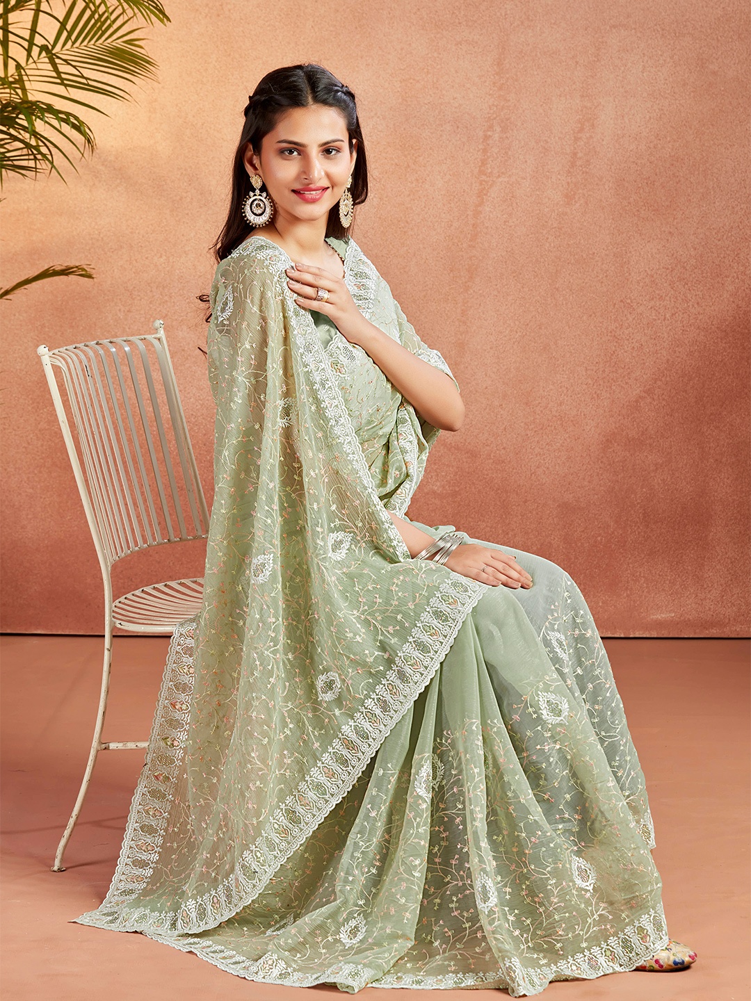 

MAHALASA Ethnic Motifs Embroidered Pure Chiffon Saree, Green