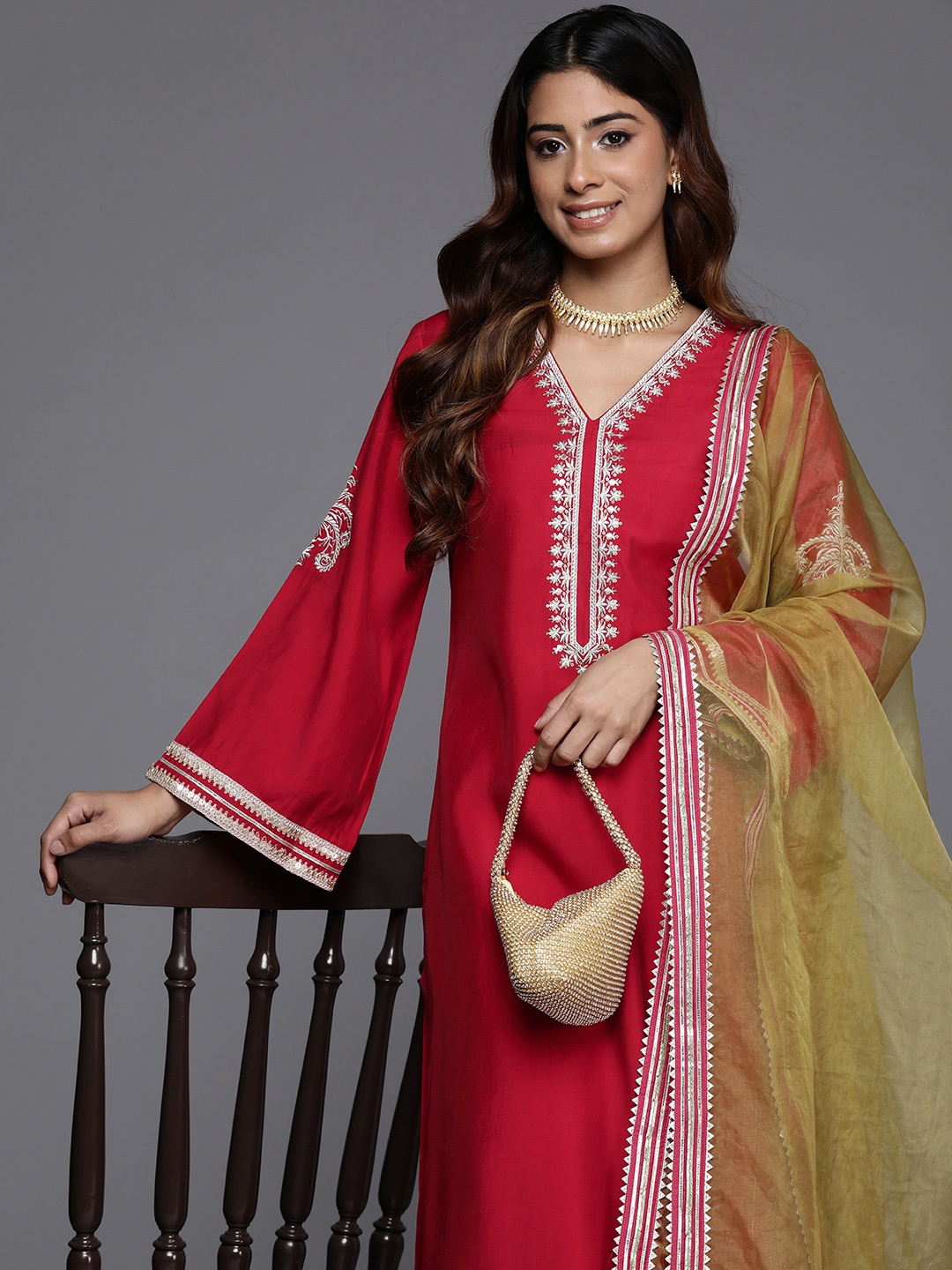 

Varanga Floral Embroidered Zari Kurta with Palazzos & Dupatta, Red