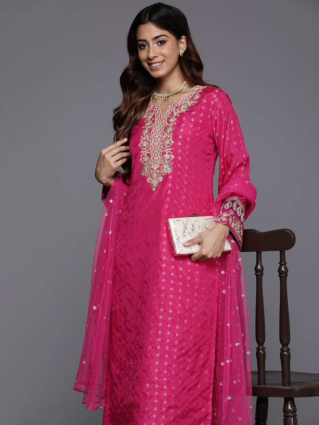 

Varanga Ethnic Motifs Woven Design Sequinned Kurta with Trousers & Dupatta, Pink