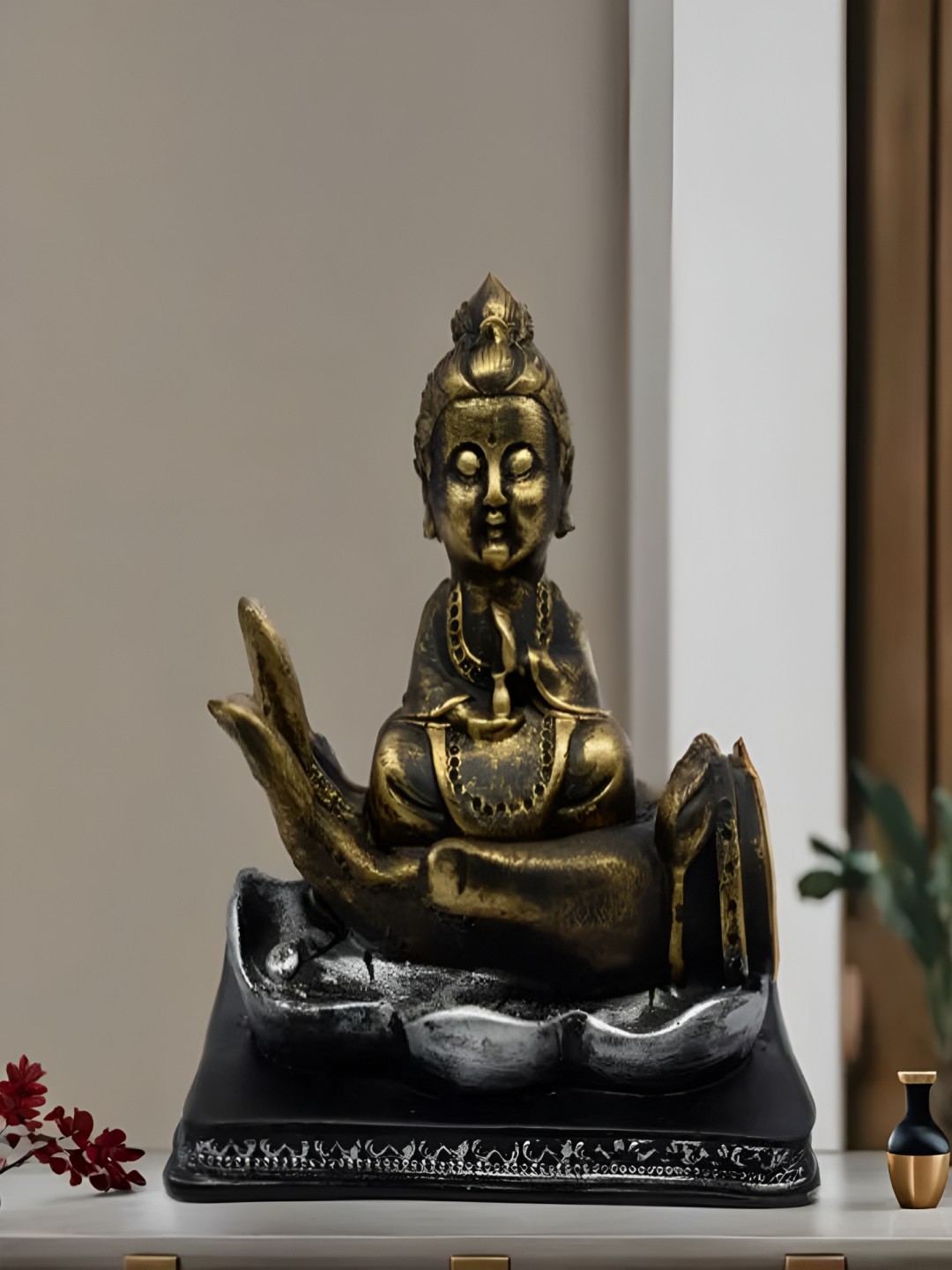 

VIVARS CRAFT Gold-Toned Religious Idol Showpiece