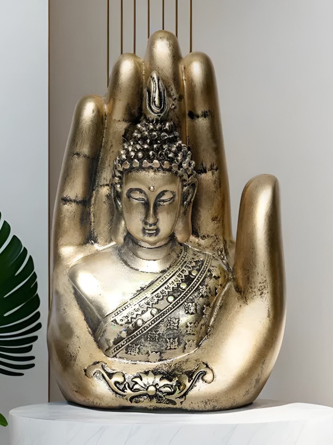 

VIVARS CRAFT Gold-Toned Figurine Showpiece