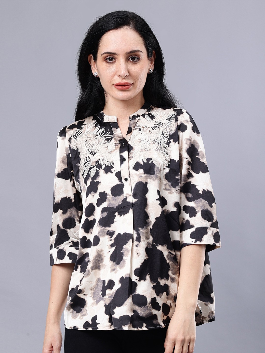 

Albion Print Mandarin Collar Top, Black