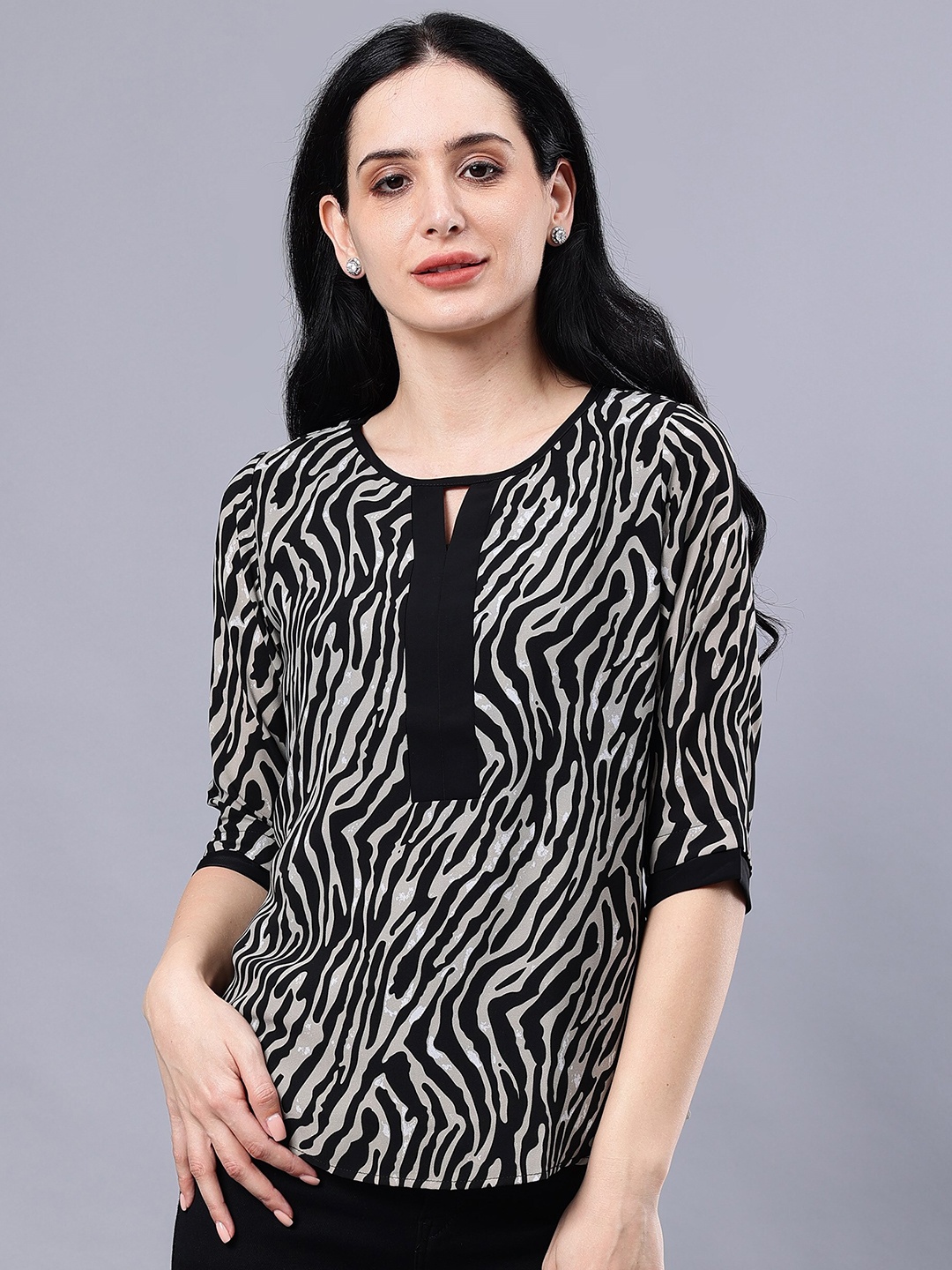 

Albion Animal Printed Keyhole Neck Opaque Casual Top, Grey