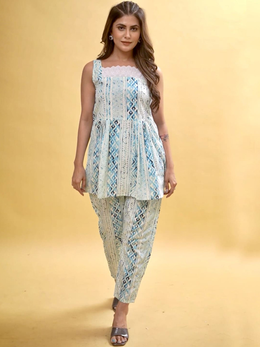 

STYLE SAMSARA Ethnic Motifs Printed Modal Silk Night suit, White