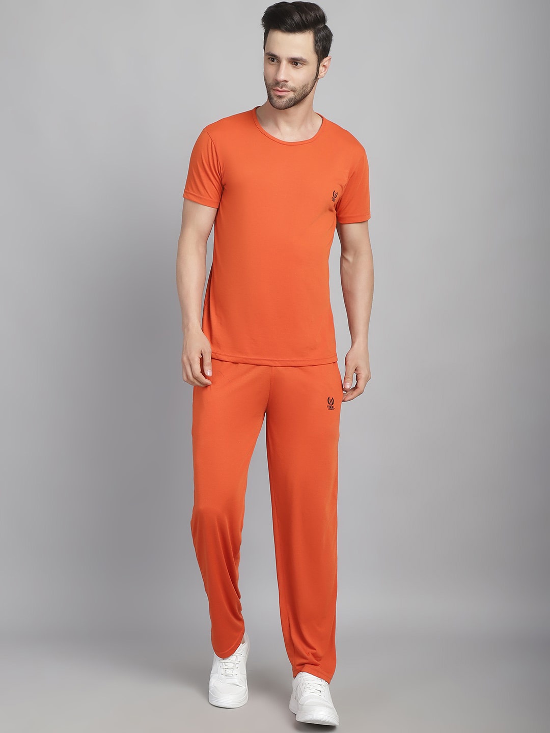 

VIMAL JONNEY Round Neck T-Shirt & Trousers, Rust