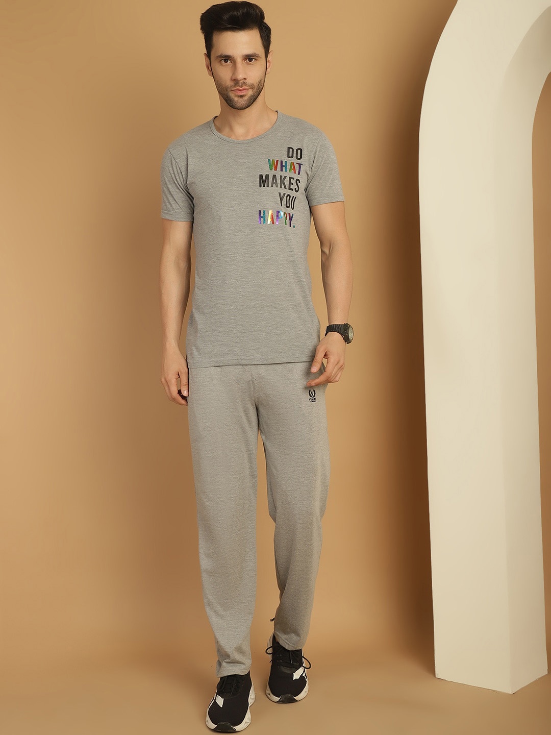 

VIMAL JONNEY Printed Cotton T-Shirt With Trouser, Grey